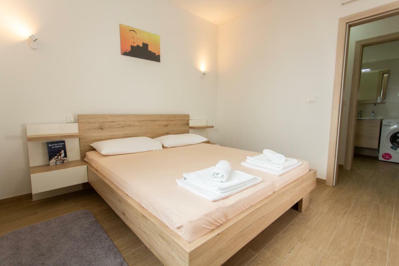 Villa Sara With Sea View And Private Heated Pool Omiš Kültér fotó